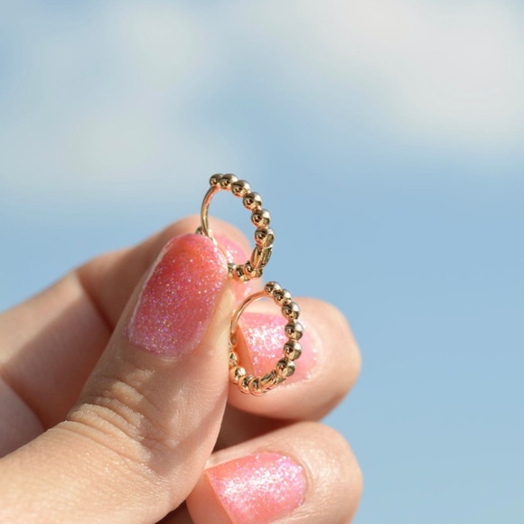 LAST ONE Beads Hoop Earrings 18k Gold Plated Luxury Jewelry - Picture 6 of 12